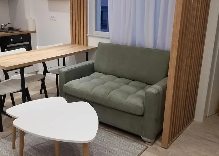 Apartament 2a New Bazaar Tirana